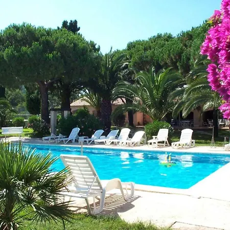 Camp De Base Dei Marres 3*