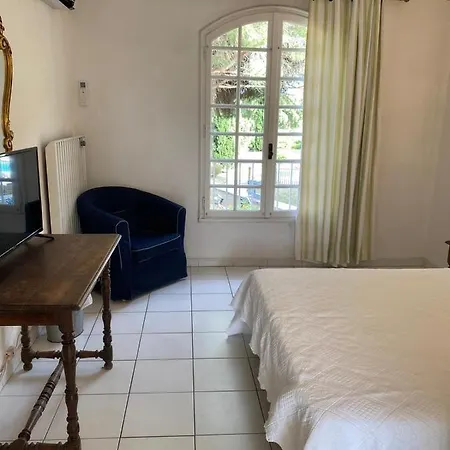 Otel Camp De Base Dei Marres